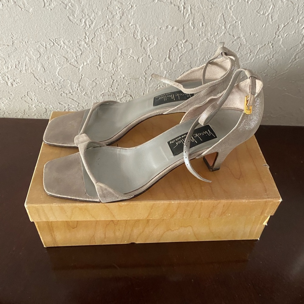 Vintage Nicole Miller 1990 Rally Shoes Size 7m Silver Taffeta Sling Backs Sandal